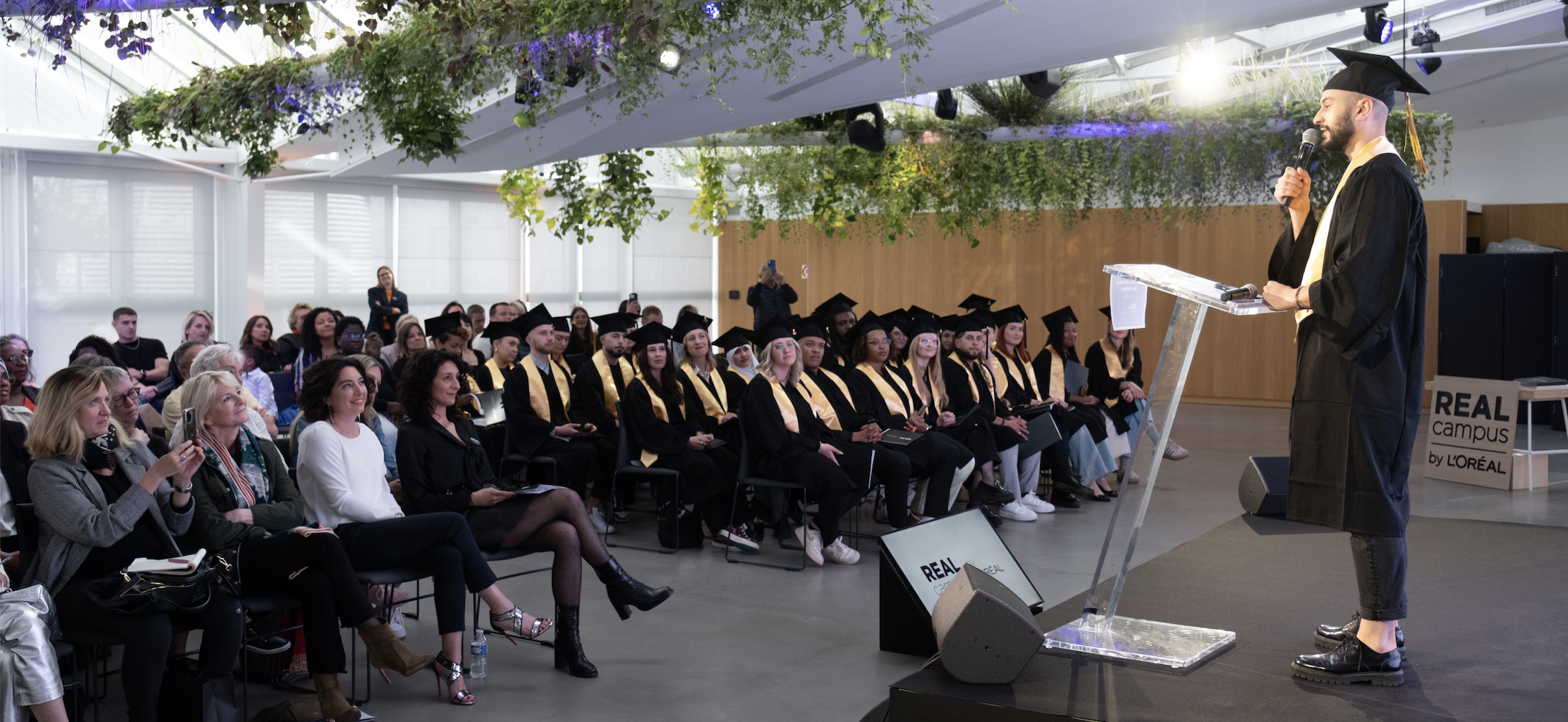 Remise de diplômes REAL Campus 